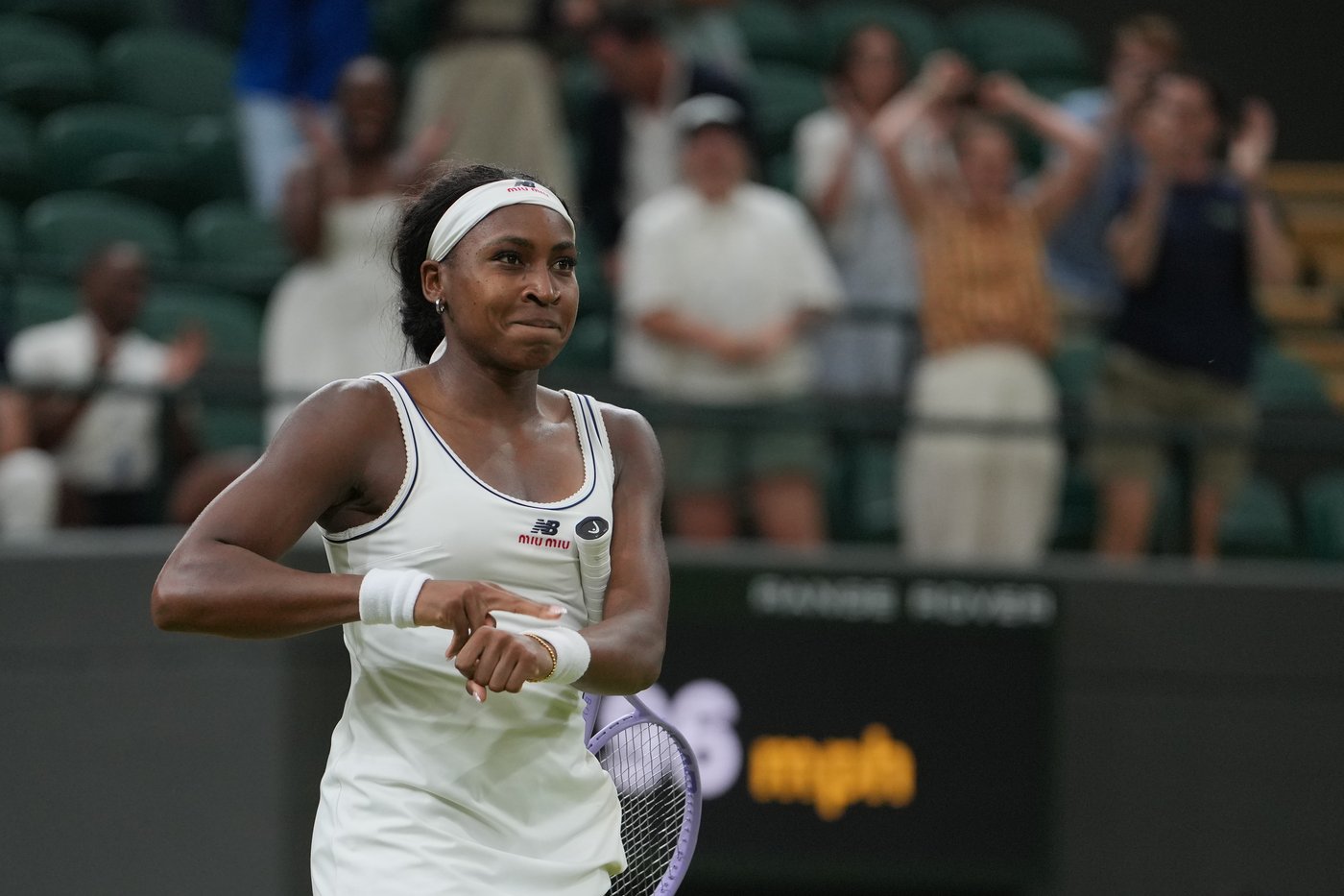 Coco Gauff's buzzer-beater at Wimbledon reminds her of Kawhi Leonard’s shot | iNFOnews.ca