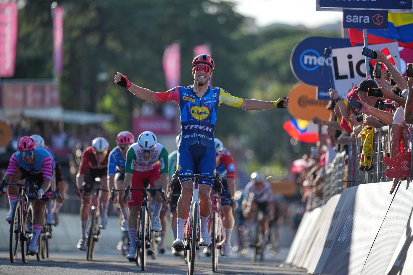 Jonas Vingegaard wins Giro d’Italia to become the eighth male rider to win all 3 Grand Tours | iNFOnews.ca