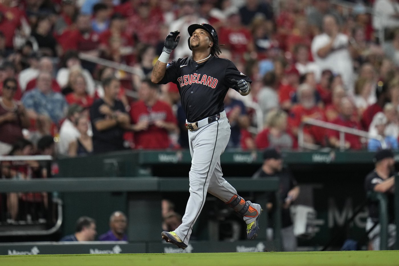 José Ramírez homers and drives in a pair, Ben Lively goes 5 innings, and Guardians top Cardinals 5-1 | iNFOnews.ca