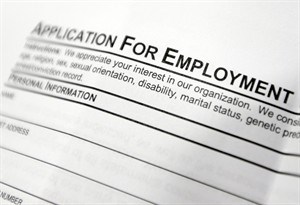 Applications for US unemployment benefits increase to 302k; still at pre-recession levels | iNFOnews.ca CP29330233