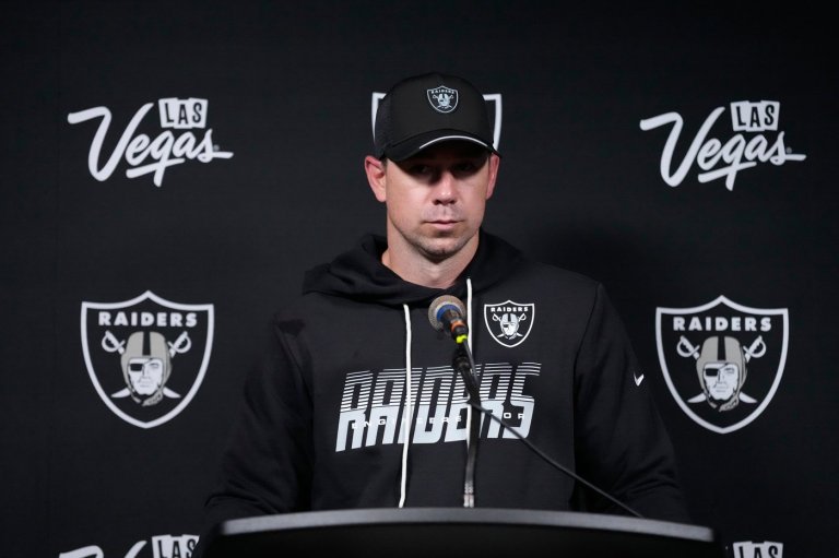 Raiders rally late for a 22-20 preseason win over Texans | iNFOnews.ca
