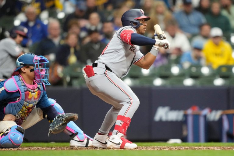 Vivas and Millas drive in runs as Nationals succeed on 3 bunts in 4-run 9th to beat Brewers 7-3 | iNFOnews.ca