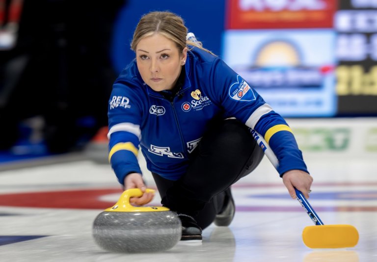 Selena Sturmay surges in Olympic curling pre-trials with a double-win day | iNFOnews.ca