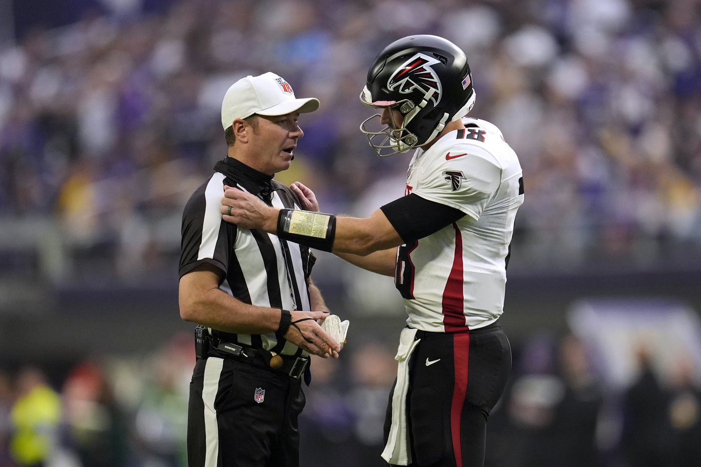 Darnold delivers for Vikings with career-high 347 yards and 5 TDs to beat Falcons, Cousins 42-21 | iNFOnews.ca Darnold delivers for Vikings with career-high 347 yards and 5 TDs to beat Falcons, Cousins 42-21 | iNFOnews.ca