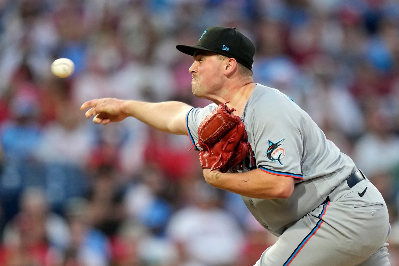 Zack Wheeler strikes out 9 and Rincones homers for first career hit to lift Phillies to 7-0 win | iNFOnews.ca