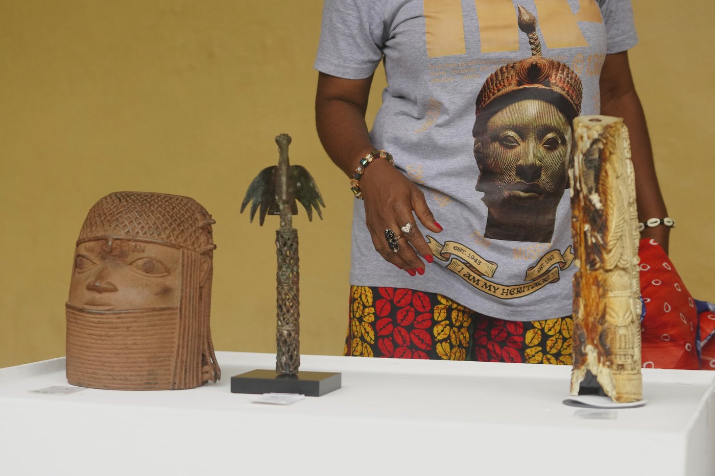 Netherlands returns 119 looted artifacts known as Benin Bronzes to Nigeria | iNFOnews.ca Netherlands returns 119 looted artifacts known as Benin Bronzes to Nigeria | iNFOnews.ca