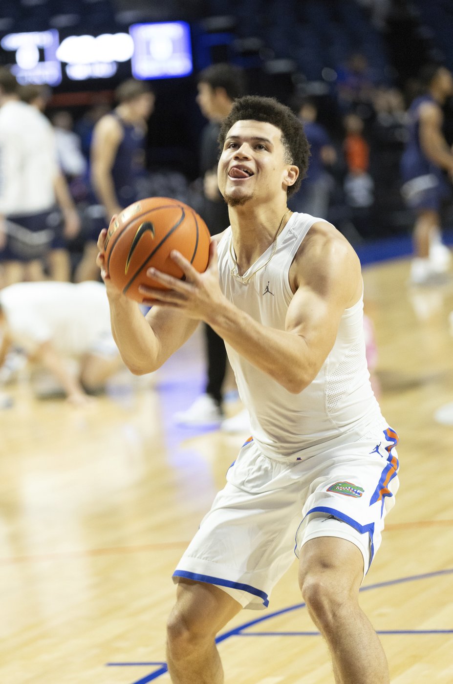 Richard scores a career-high 26 and helps No. 7 Florida beat UNF 99-45 to reach 12-0 | iNFOnews.ca Richard scores a career-high 26 and helps No. 7 Florida beat UNF 99-45 to reach 12-0 | iNFOnews.ca