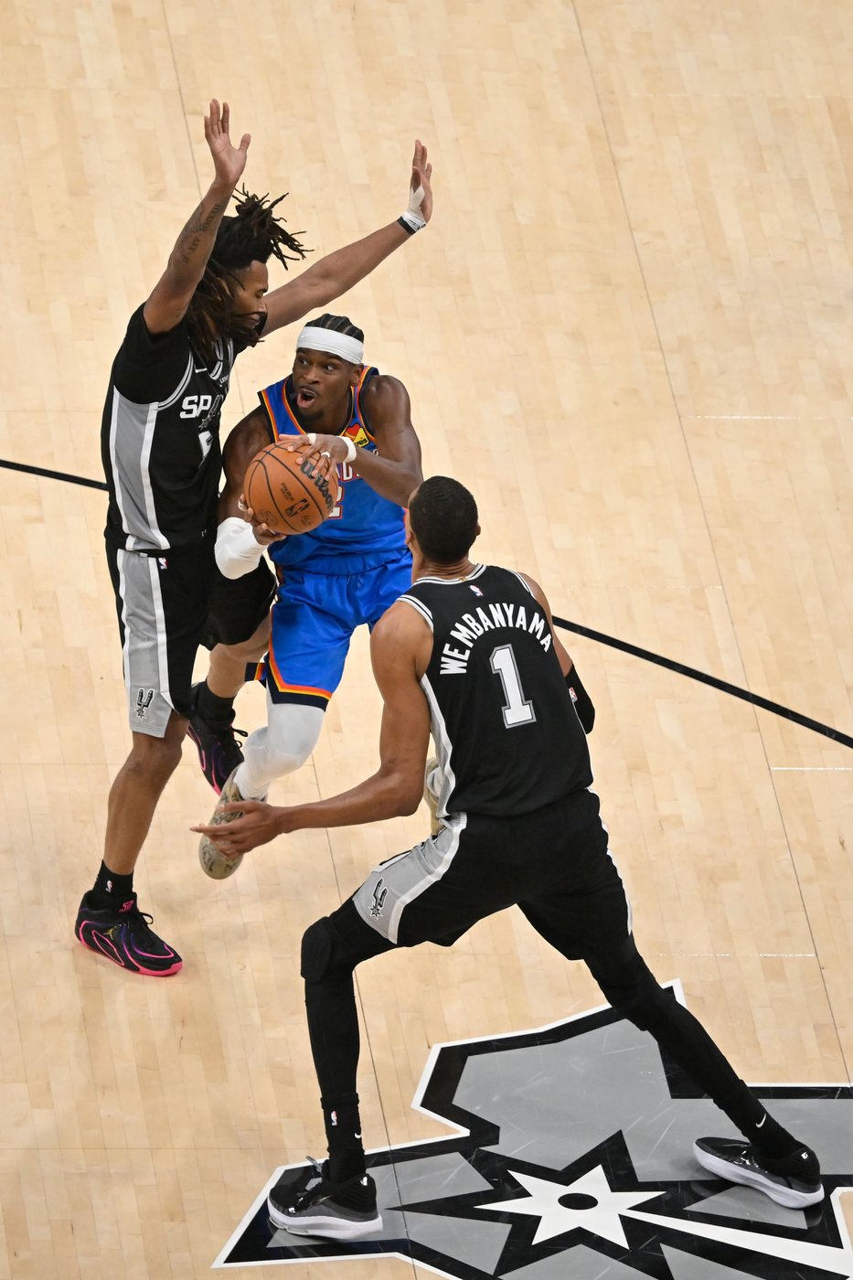 Spurs seeking answers to Thunder's dominance when Wembanyama rests as series heads to Game 4 | iNFOnews.ca Spurs seeking answers to Thunder's dominance when Wembanyama rests as series heads to Game 4 | iNFOnews.ca