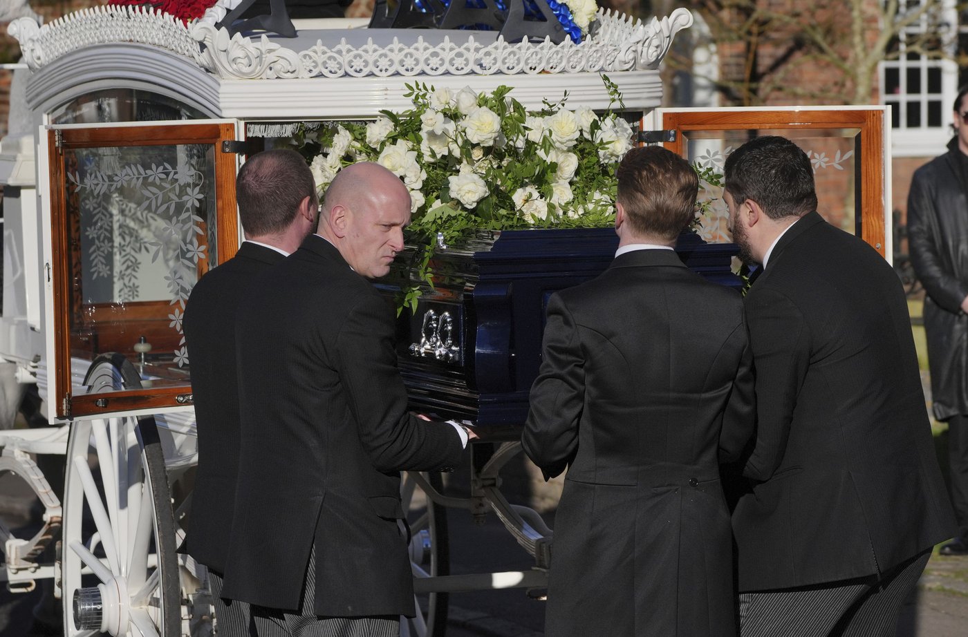 Liam Payne's One Direction bandmates among the mourners at singer's funeral | iNFOnews.ca