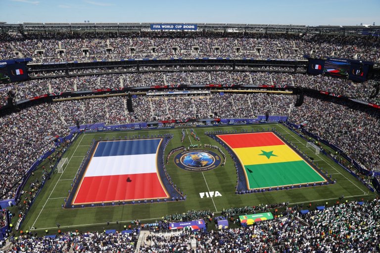 Senegal takes on World Cup favorite France, and other Tuesday game highlights, in photos | iNFOnews.ca