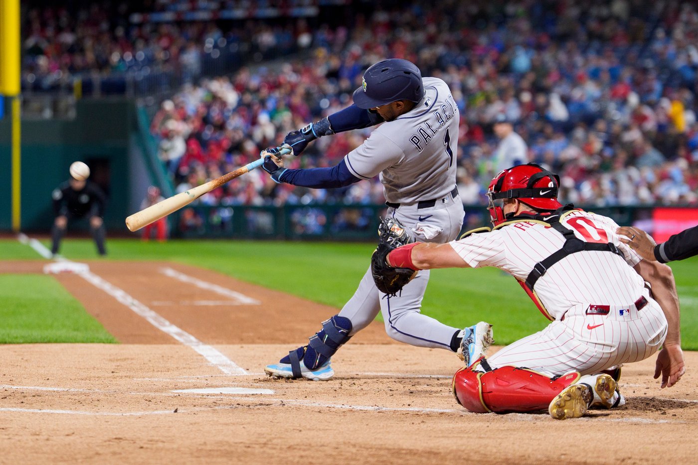 Phillies lose 4th straight game in last-week collapse, will play for NL wild card in season finale | iNFOnews.ca