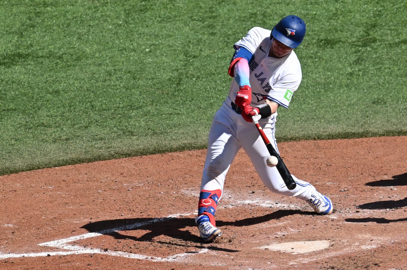 Guerrero's RBI single helps Blue Jays beat Brewers 8-4, avoid three-game sweep | iNFOnews.ca Guerrero's RBI single helps Blue Jays beat Brewers 8-4, avoid three-game sweep | iNFOnews.ca