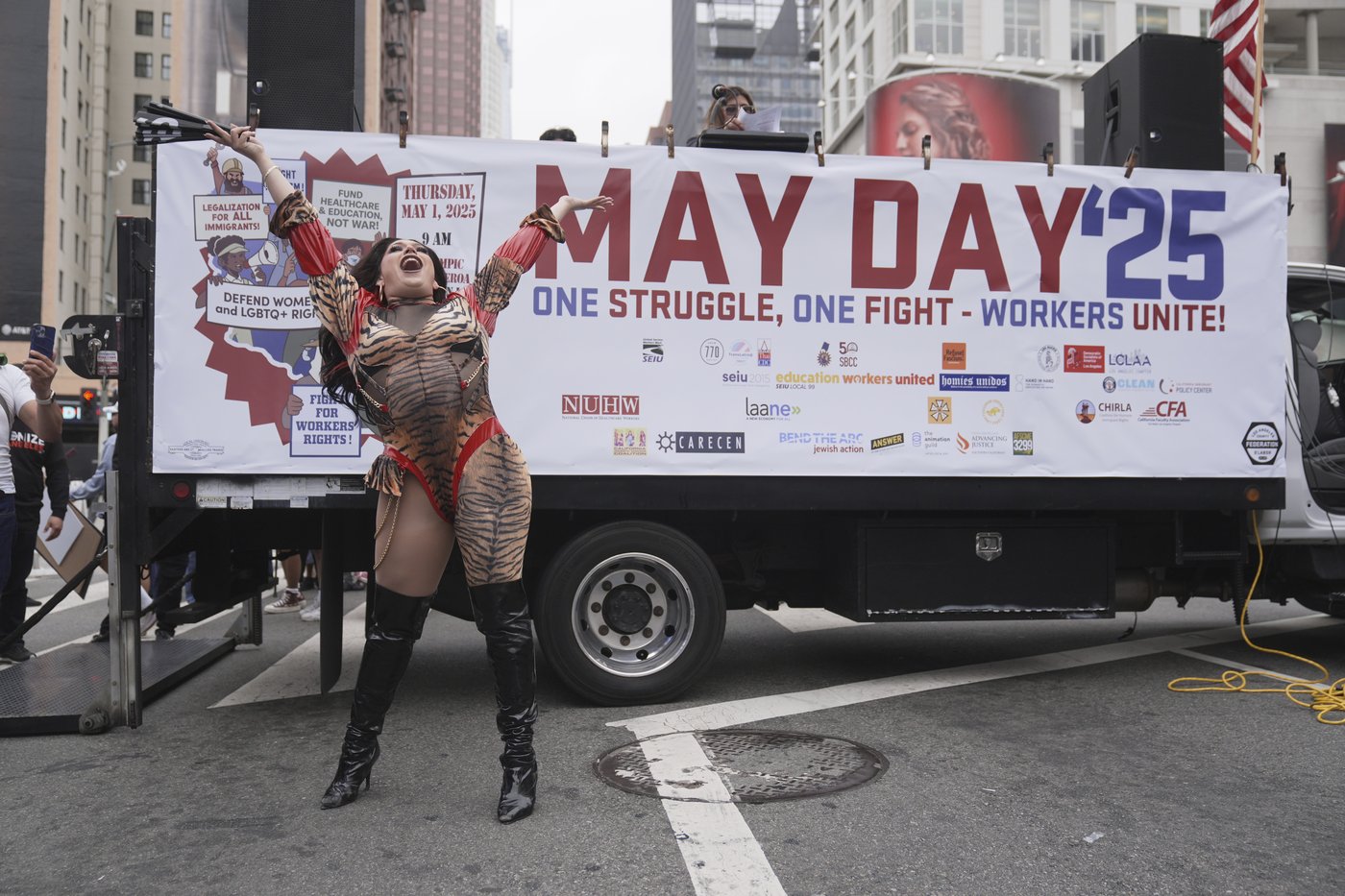 PHOTO COLLECTION: May Day Labor | iNFOnews.ca