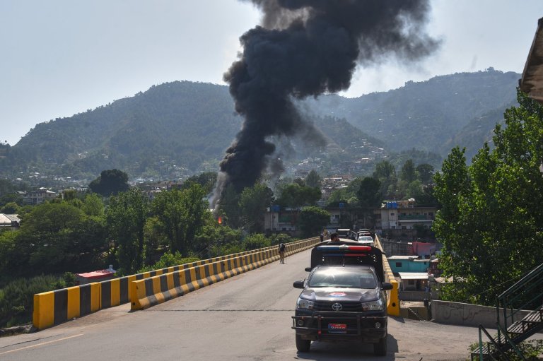 Pakistan army helicopter crashes in Kashmir due to technical fault, killing all on board | iNFOnews.ca