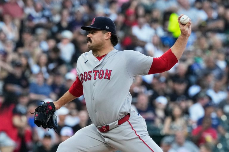 Monasterio and Rafaela homers power the Red Sox to an 8-1 win over the White Sox | iNFOnews.ca