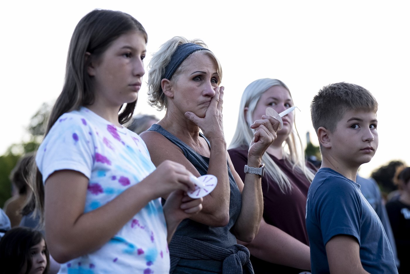 Vigil held in New York state for nine-year-old Montreal girl found in pond | iNFOnews.ca Vigil held in New York state for nine-year-old Montreal girl found in pond | iNFOnews.ca