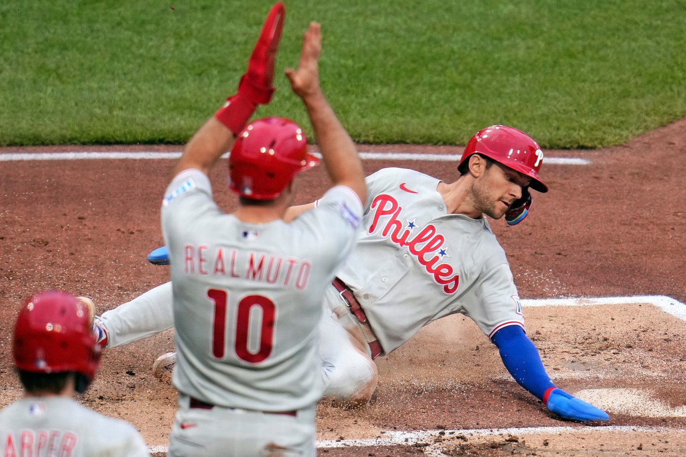 Cristopher Sánchez strikes out a career-high 13 as the Phillies beat the Pirates 6-0 to reach .500 | iNFOnews.ca