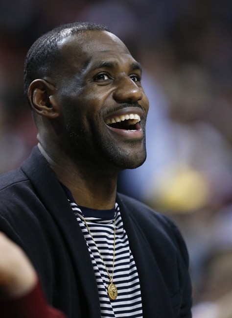 Swoosh for life: Cavaliers star LeBron James signs lifetime business contract with Nike | iNFOnews.ca