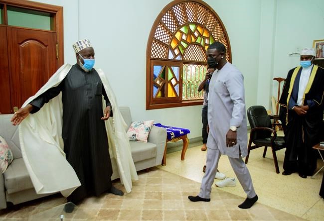 Business-seeking singer Akon draws political fire in Uganda | iNFOnews.ca