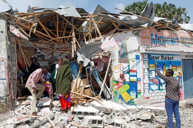 6 dead after attackers target Somalia's presidential palace | iNFOnews.ca