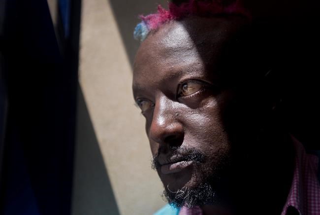 Kenyan author, LGBT activist Binyavanga Wainaina dies at 48 | iNFOnews.ca