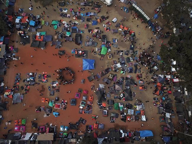 Migrants march to border in Tijuana | iNFOnews.ca