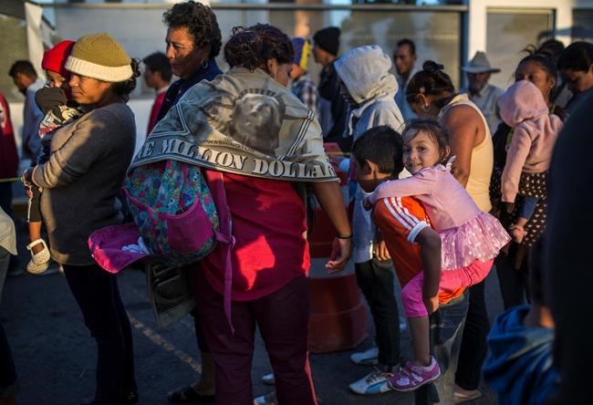 Trump backs use of 'very safe' tear gas on crowd of migrants | iNFOnews.ca