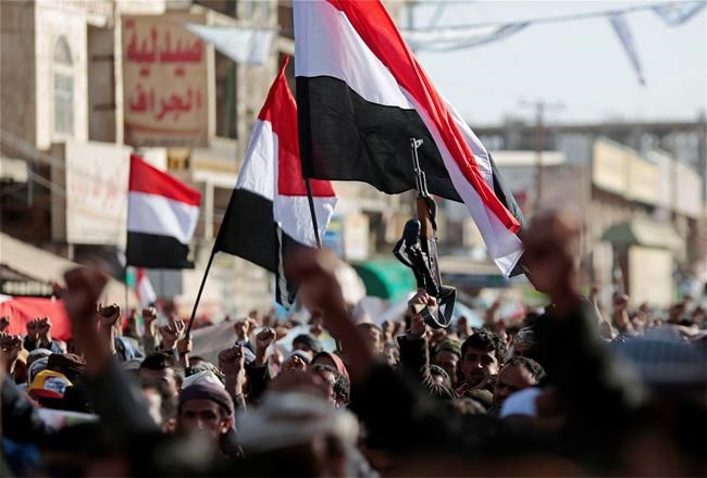 Saudi strikes rock Yemeni capital after ex-president slain | iNFOnews.ca