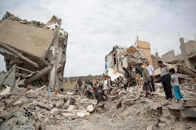 Saudi-led airstrikes kill 14 civilians in Yemen's capital | iNFOnews.ca CP298316540