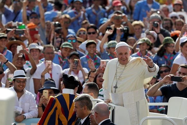 Pope asks world leaders to listen to 'cry of the Earth' | iNFOnews.ca
