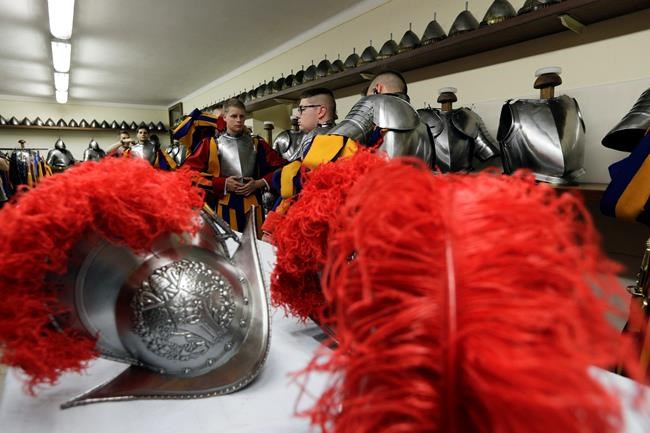 World's oldest standing army has 40 new Swiss Guards | iNFOnews.ca