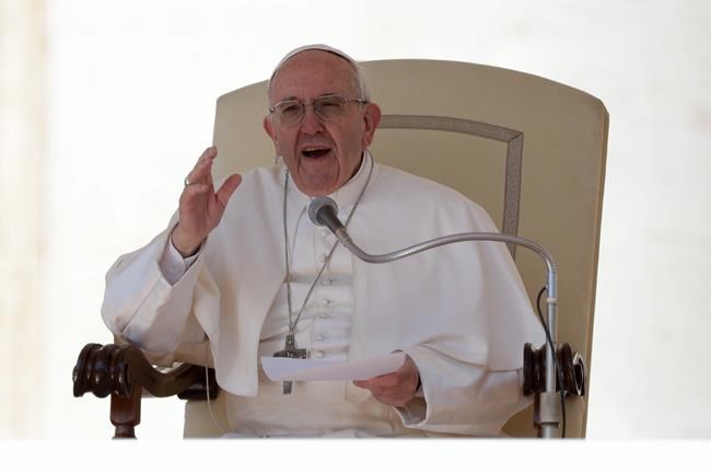 Pope demands 'urgent' action to protect civilians in Iraq | iNFOnews.ca