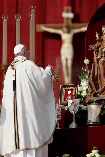 The Latest: New saint gives Salvadorans 'happiest day' | iNFOnews.ca