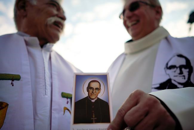 Pope makes El Salvador's Oscar Romero, Pope Paul VI saints | iNFOnews.ca