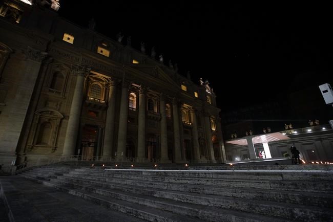 Doctors, nurses in Good Friday procession at Vatican | iNFOnews.ca