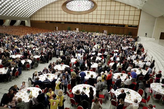 Pope devotes Mass to poor, calls indifference a 'great sin' | iNFOnews.ca Pope devotes Mass to poor, calls indifference a 'great sin' | iNFOnews.ca