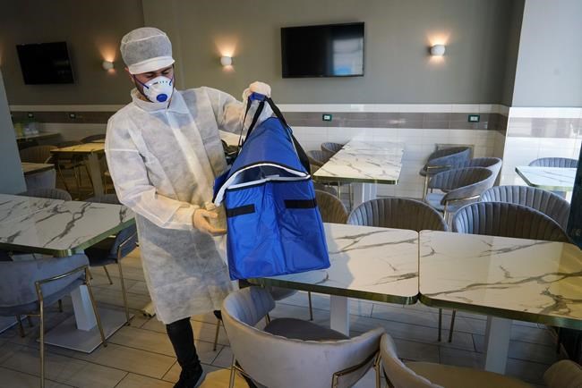 Naples' beloved pizza is back after virus shutdown eases | iNFOnews.ca