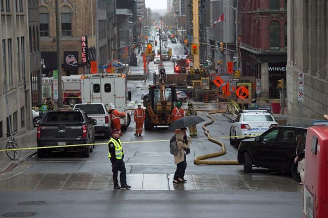 Gas leak forces evacuation near Parliament Hill | iNFOnews.ca CP1881456692