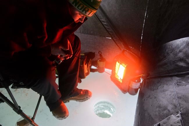 Anchorage teens passionate about winter ice fishing | iNFOnews.ca