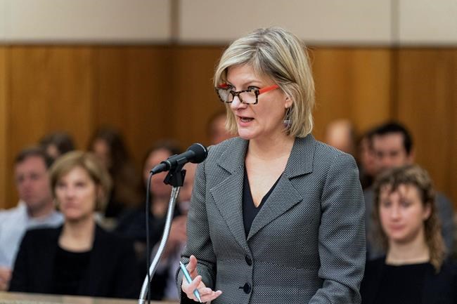Judge allows effort to recall Alaska governor to proceed | iNFOnews.ca CP422302465