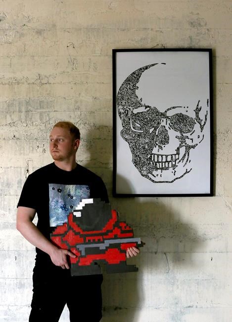 Fairbanks contemporary artist sells across nation, world | iNFOnews.ca