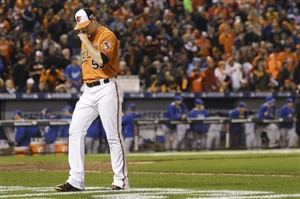 Royals score 2 in 9th inning to earn 6-4 win over Orioles and a 2-0 lead in ALCS | iNFOnews.ca CP30250576