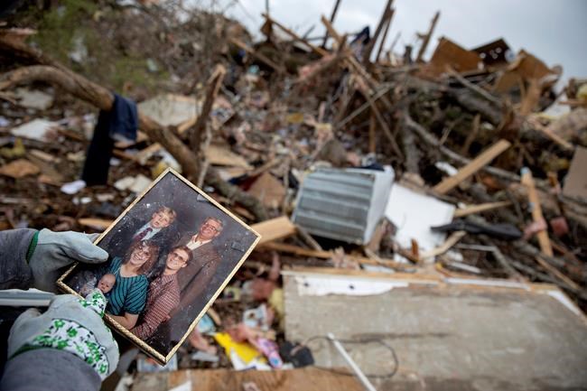 The Latest: Search ongoing for Alabama tornado victims | iNFOnews.ca CP1882181577