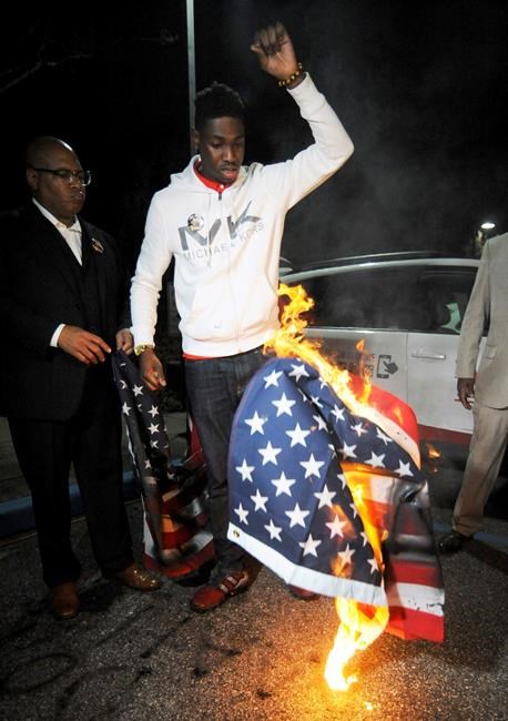 Black man slain by police: Protest after officer is cleared | iNFOnews.ca Black man slain by police: Protest after officer is cleared | iNFOnews.ca