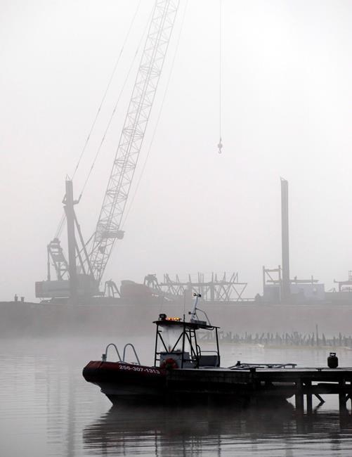 Coroner: 4 of 8 boat dock fire victims were children | iNFOnews.ca