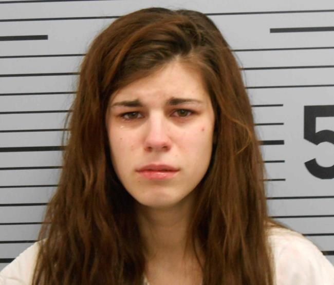 Police: Pregnant 19-year-old accused of raping boy, 14 | iNFOnews.ca CP1709117945