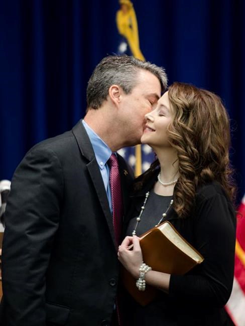 Alabama's top lawyer shares his grief about wife's suicide | iNFOnews.ca Alabama's top lawyer shares his grief about wife's suicide | iNFOnews.ca
