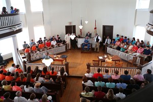 Annual production of 'To Kill a Mockingbird' at risk in hometown of author Harper Lee | iNFOnews.ca CP32607901