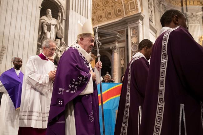 Joyous Congolese dances, songs enliven St. Peter’s Basilica | iNFOnews.ca CP922538219