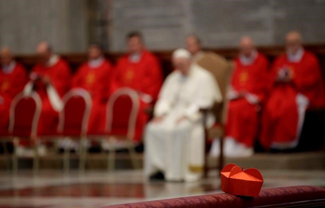 Pope pays rare tribute to French cardinal, attends full Mass | iNFOnews.ca